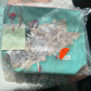 BPlus Printworks - Cosmetic Bag